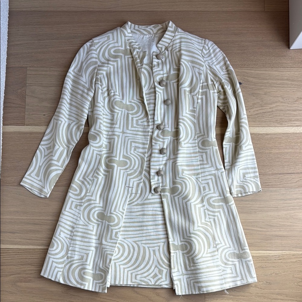 Vintage Geometric Patterned Cream and Tan Coat with dress